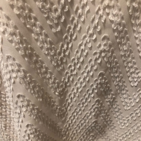 Semi Sheer on or off shoulder top. Size small - Picture 5 of 7